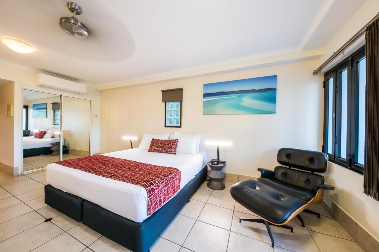 At Waterfront Whitsunday Retreat - Adults Only Aparthotel Airlie Beach Kültér fotó