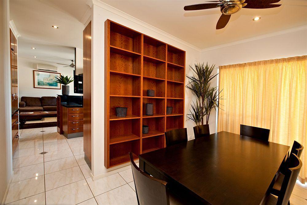 At Waterfront Whitsunday Retreat - Adults Only Aparthotel Airlie Beach Kültér fotó